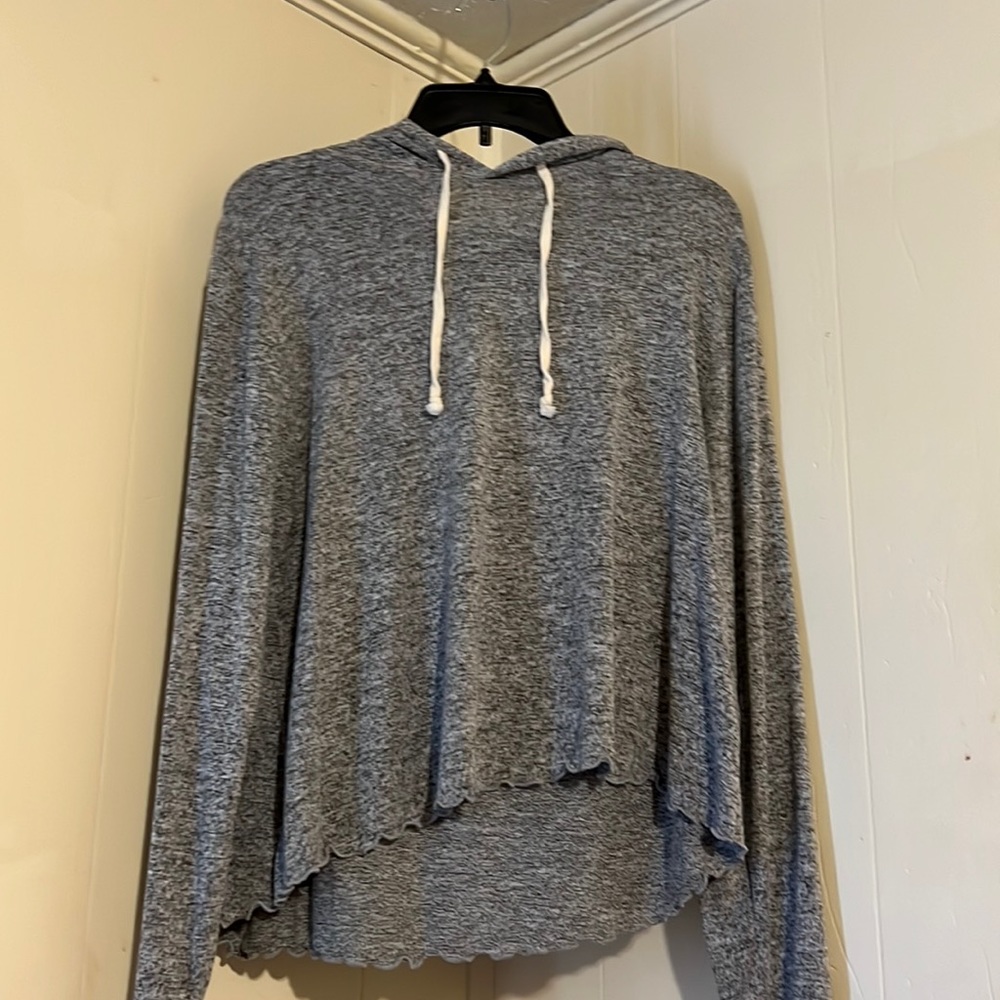 Medium, Grey, long sleeve, hooded, sweater